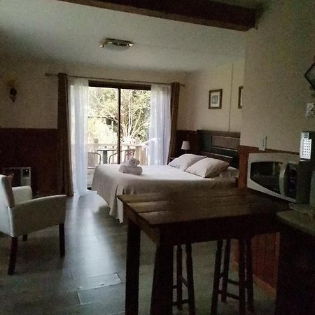 Departamento Rossbach Apartment Пуерто Пуюхуапи Екстериор снимка